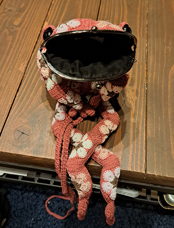 EggnWorks Museum エッグンワークス ミュージアム がま口カエル