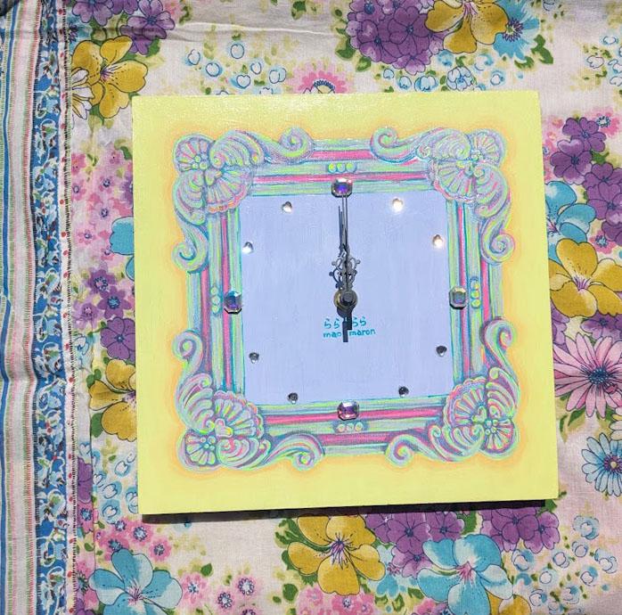 EggnWorks Museum エッグンワークス ミュージアム 華麗なるフレームイン　【壁掛け時計・color,レモンイエロ