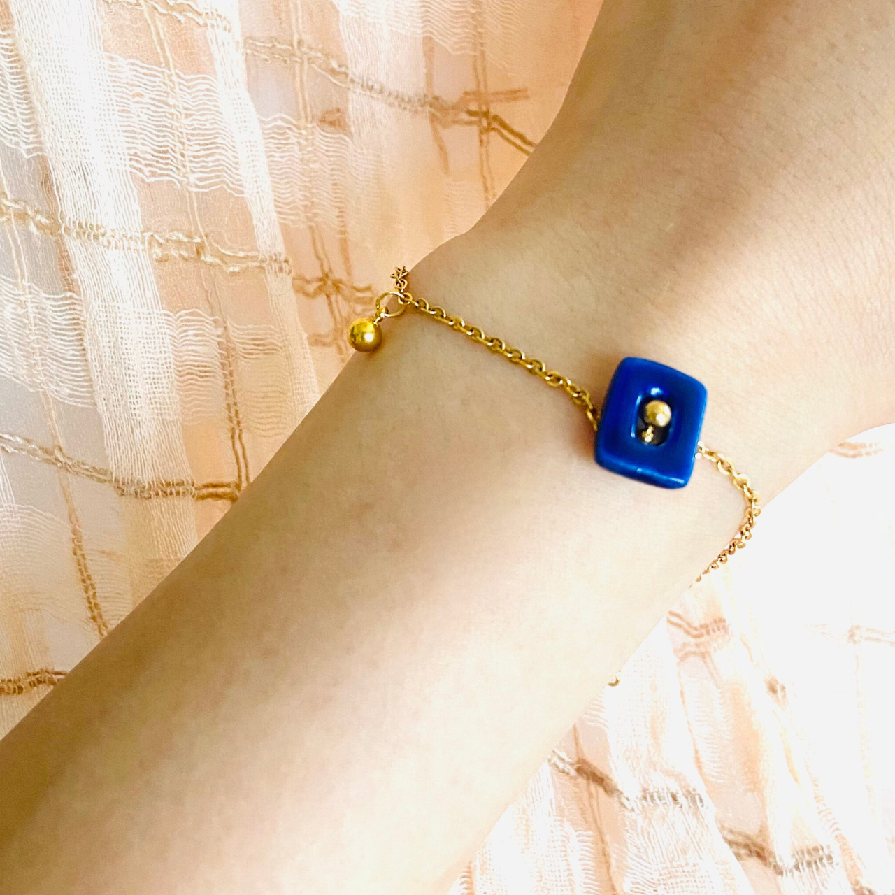 EGGNWORKS エッグンワークス ツクルヒトタチ博in京都文化博物館2025 ひらひら花びら 陶器のピアス AtelierK