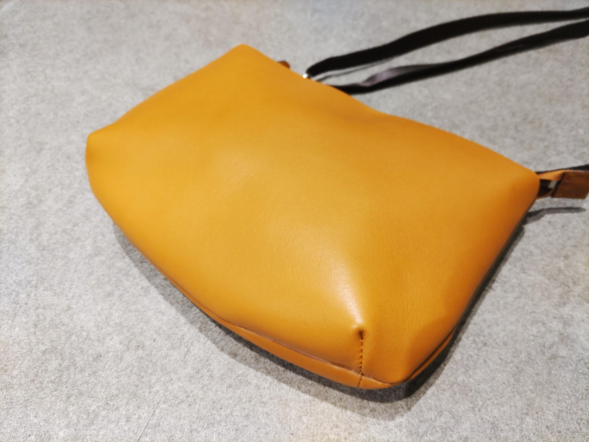 ツクルヒトタチ博in京都文化博物館2025 EggnWorks Museum エッグンワークス ミュージアム ナッツサコッシュカバン屋Cinnamon