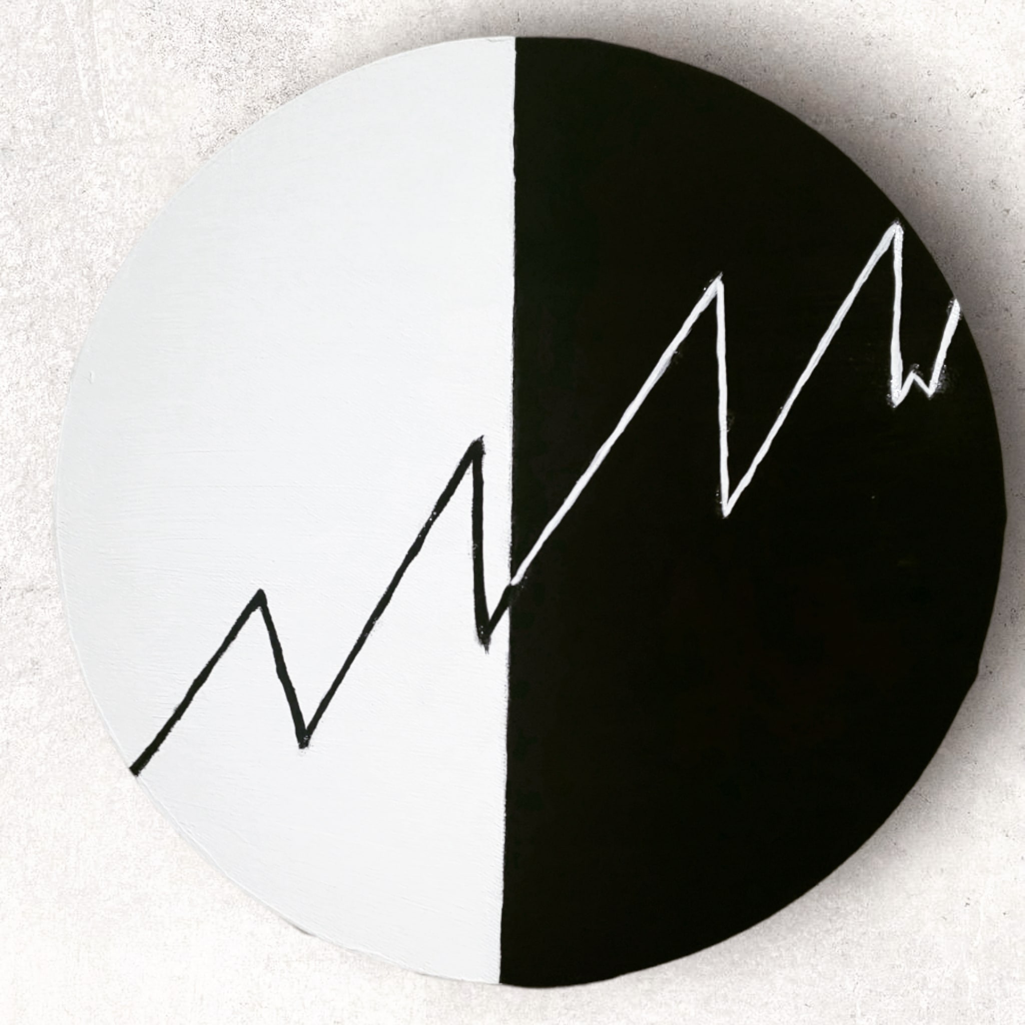 EggnWorks Museum エッグンワークス ミュージアム 白と黒、