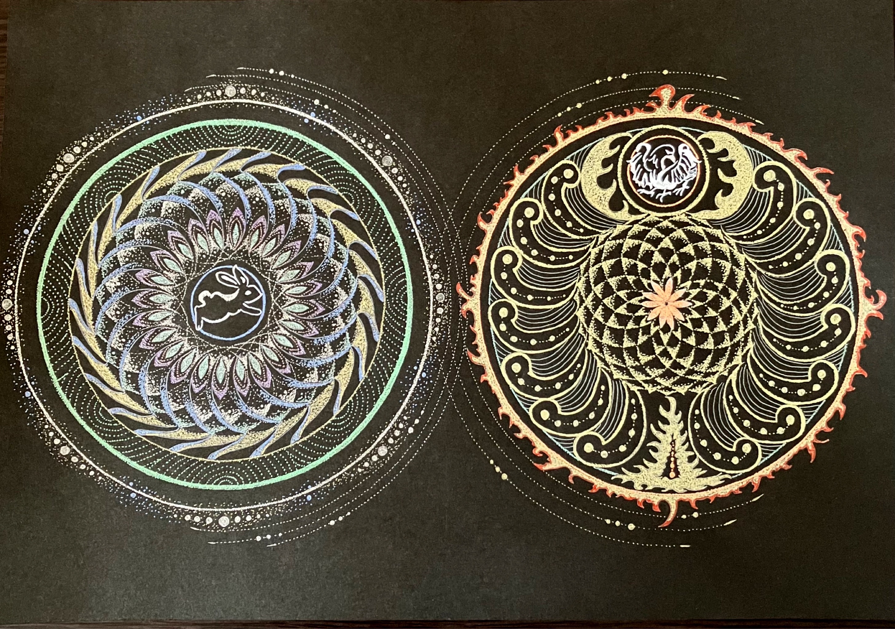 EggnWorks Museum エッグンワークス ミュージアム 点描曼荼羅【日天・月天】