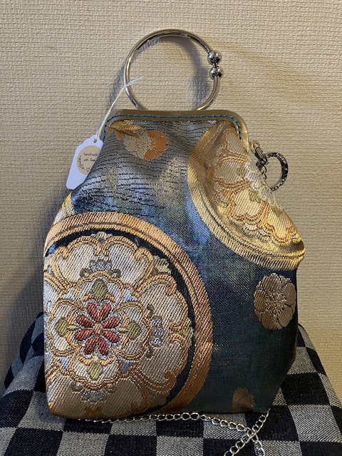ツクルヒトタチ博in京都文化博物館2025 EggnWorks Museum エッグンワークス ミュージアム ハンドメイド　ミニバッグ　120cmチェーン　キーホルダー付きyochipiko