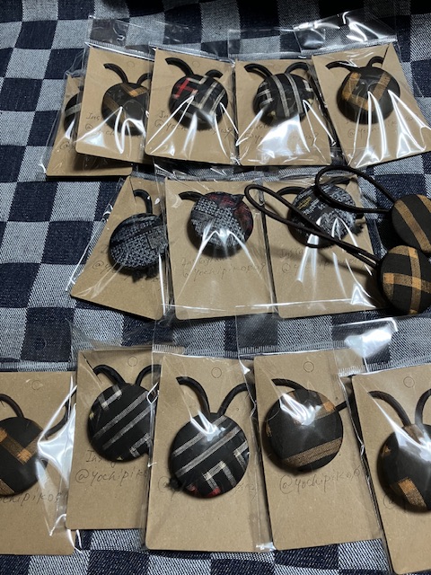 ツクルヒトタチ博in京都文化博物館2025 EGGNWORKS エッグンワークス yochipiko 大島紬(秋名バラ)やアンティーク大島紬のヘアアクセサリー