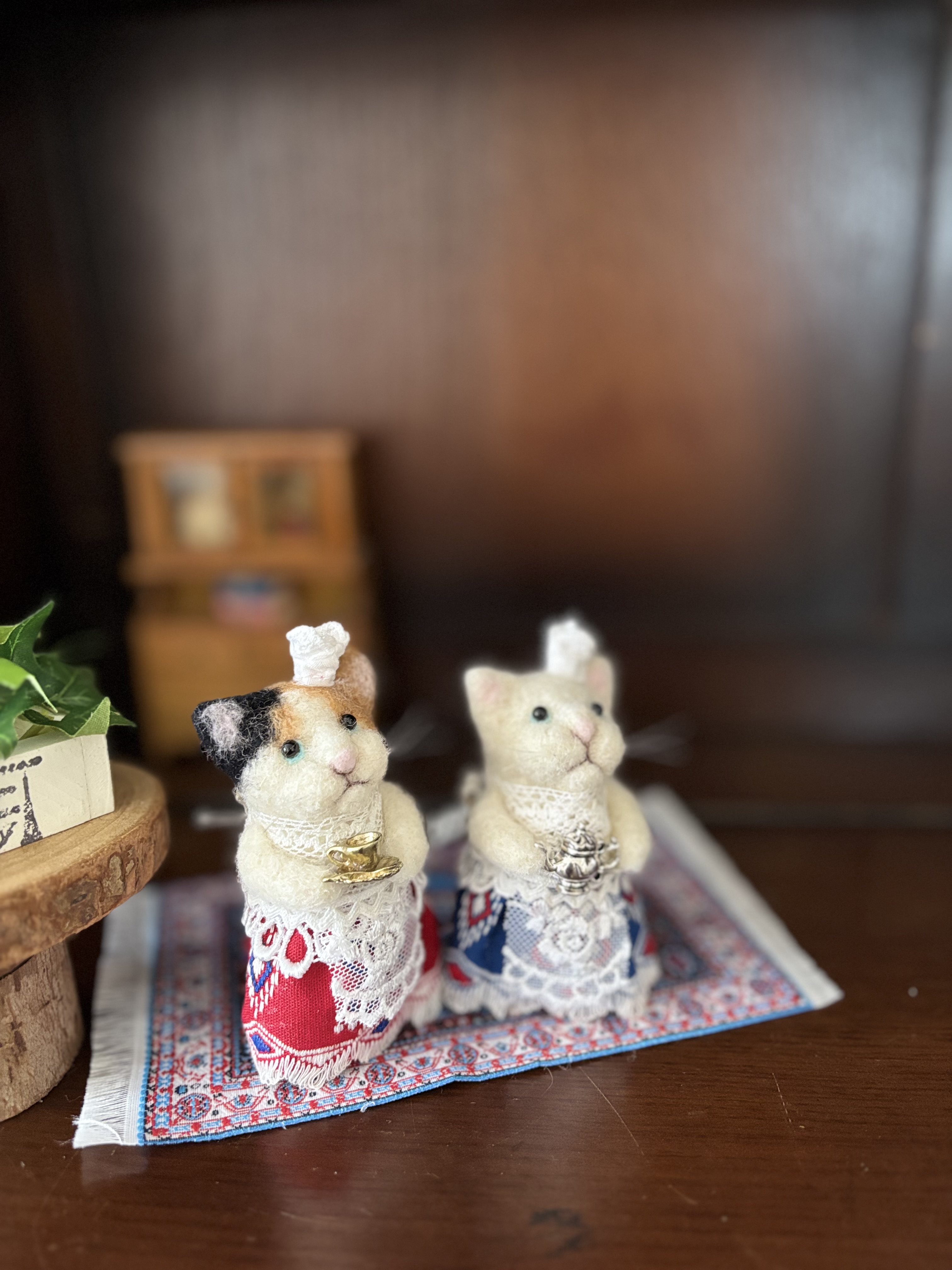 EGGNWORKS エッグンワークス ツクルヒトタチ博in京都文化博物館2025 羊毛フェルトのお人形 ねことひつじ