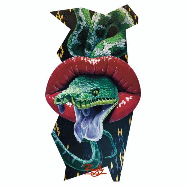 EggnWorks Museum エッグンワークス ミュージアム Green Pythyn from the lips