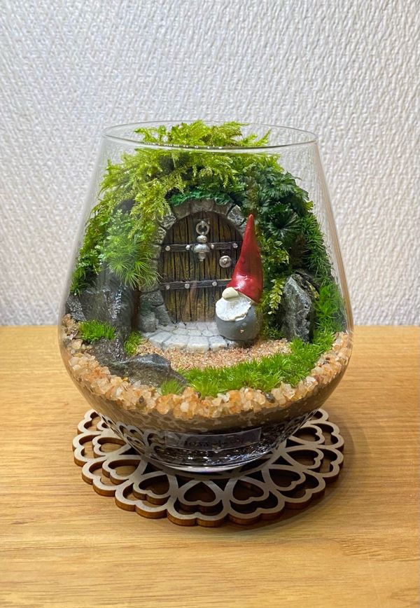 EggnWorks Museum エッグンワークス ミュージアム トムテと扉