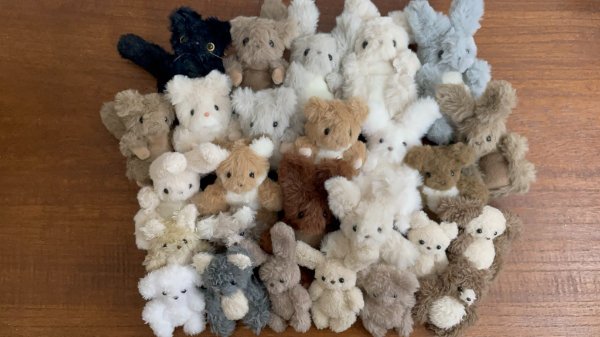 EggnWorks Museum Animal Plush Toys